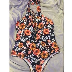 🌺🧡Beautiful one-piece💚🍂